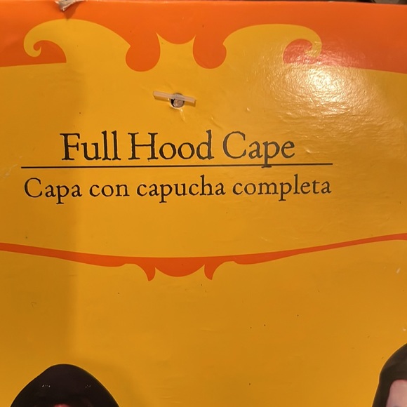 Full Hood Cape - Picture 2 of 4